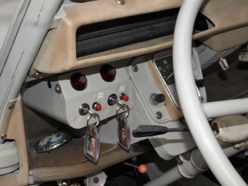 1965 Citroen 2CV Sahara interior_1.jpg