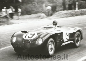 3_1953_Jaguar C-type_Le Mans.jpg