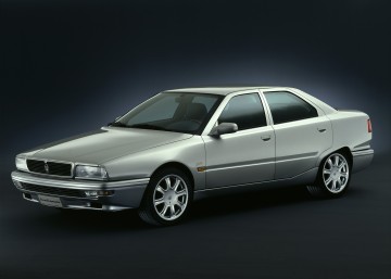 01-MaseratiQuattroporteIV-1994.jpg