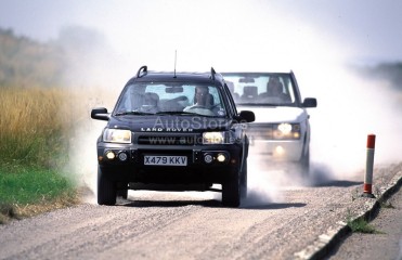 2000_017.jpg