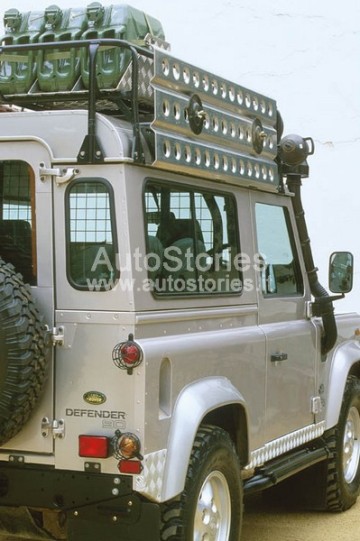 1998_DEFENDER_90_EXP_LR.jpg