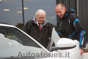 8-Norman-Dewis-e-Andy-Wallace.jpg