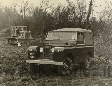 07_1961_ LR_SERIES_IIA_88_DIESEL.jpg