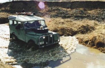 landy-3.jpg