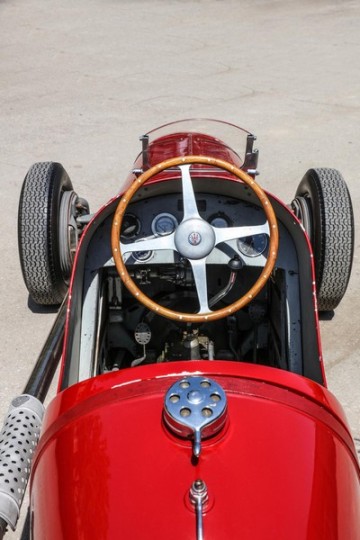 4_Maserati_Tipo_6CM_1939_08.jpg