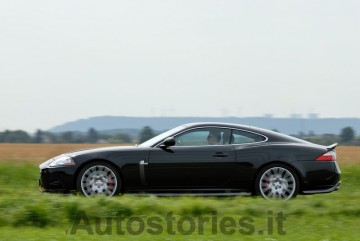 21_Jaguar_XKR-S_2008_1.jpg