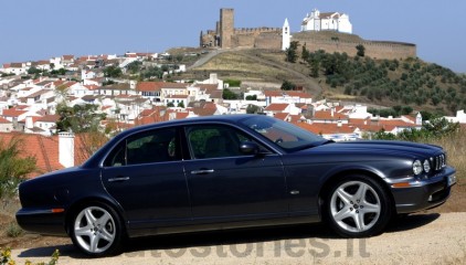 06_Jaguar XJ_2005.jpg