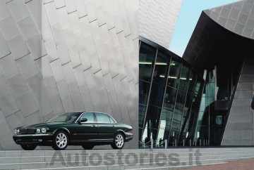 06_Jaguar_XJ_LWB_2004.jpg