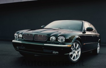 11_Jaguar_XJ_LWB 2004.jpg