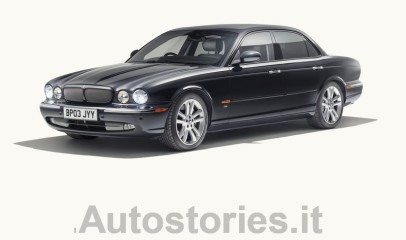 16_Jaguar_XJ_X350_2007.jpg