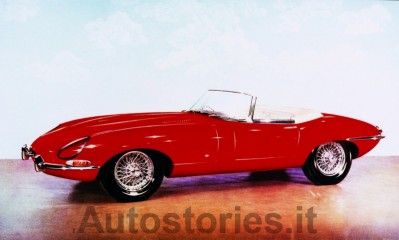 07_1961_Jaguar E-type Series 1.jpg