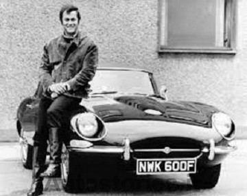 11_Tony Curtis and his 1961 Custom Built E-Type Jaguar..jpg
