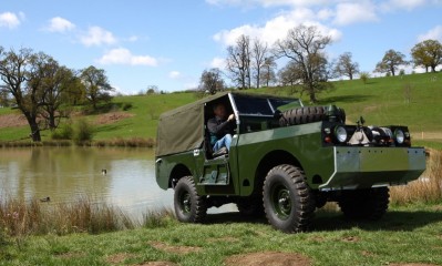 3_1965 OTAL One Ton Amphibious Land Rover002.jpg