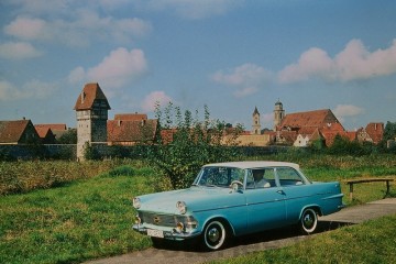 2-opel-rekord-p2.jpg