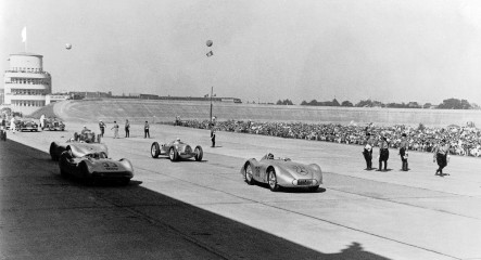 avus race 1937-start.jpg