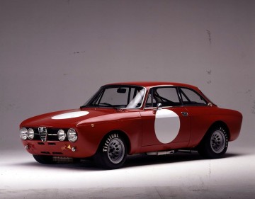 Alfa Romeo 1750 GT Am.jpg