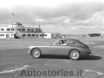 1a_Aston Martin DB2-4_Credit AMHT.jpg