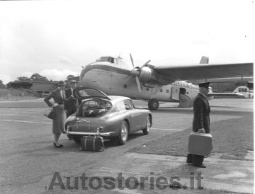 2_Aston Martin DB2-4_02_ Credit AMHT.jpg