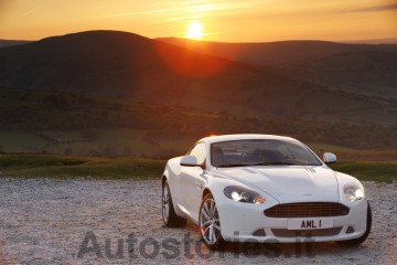 7_Aston Martin DB9.jpg