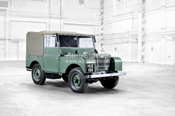 1948_1_Series_I_Hue_First_Production_Vehicle.jpg